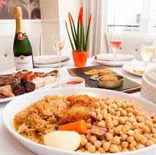 We did not find results for: Te Encanta El Cocido Aprovecha El Delivery Y El Take Away Para Disfrutar De Un Buen Cocido Madrileno Salvando El Confinamiento Y Las Restricciones De Horarios Https Www Winestyletravel Com Articulos Cocido Madrileno Listo Disfrutar Bild Von