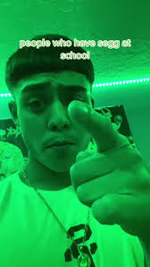 Weird 😐#fyp #foryou #foryourpage #summercreek #family #famous #viral ...