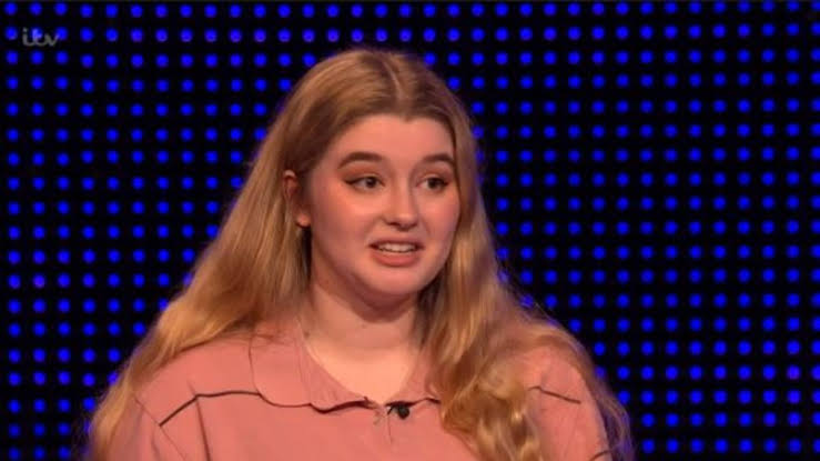 ITV The Chase Bradley Walsh in hot water after 'creepy' comments -  Liverpool Echo