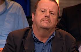 Bert van der Roest insinueert bij Pauw niet de enige te zijn geweest die  stal uit Straatnieuws-kas