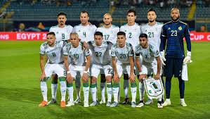 بدأ المنتخب الجزائري تصفيات القارة الأفريقية منذ المرحلة الثانية في المجموعة الثامنة رفقة الثلاثي مالي وبنين ورواندا, ونجح في حصد 15 نقطة تأهل بها للمرحلة الثالثة والحاسمة بجدارة وبفارق سبع نقاط كاملة عن نظيره المالي. Ø§Ù„ØªØ´ÙƒÙŠÙ„Ø© Ø§Ù„Ø£Ø³Ø§Ø³ÙŠØ© Ù„Ù…Ø¨Ø§Ø±Ø§Ø© Ø§Ù„Ø¬Ø²Ø§Ø¦Ø± ÙˆØ§Ù„Ø³Ù†ØºØ§Ù„ Rt Arabic