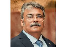 کائنات: خلا میں سیاحت (1)