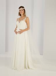 A standesamt (german, plural standesämter) is a german civil registration office, which is responsible for recording births, marriages, and deaths. Pred Tabo Nanizanke Mehke Platnice Brautkleid Umstandsmode Lang Audacieuxmagazine Com