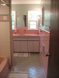 Gray Tile Floor In Pink 1950s Bathroom Love The Pink Tiles Pink Bathroom Tiles Retro Pink Bathroom Pink Bathrooms Designs