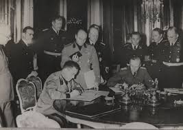 Book burning, may 10, 1933. Lemo Kapitel Ns Regime Aussenpolitik Wiener Schiedsspruche Von 1938 Und 1940
