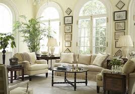 No Curtains And Artwork Between Windows Wohnzimmermobel Weiss Haus Deko Schone Wohnzimmer