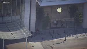 All metal detectors detect all metal depending on the level of sensitivity they are set at. Lenox Mall Security Metal Detectors K 9s Plate Readers Added 11alive Com
