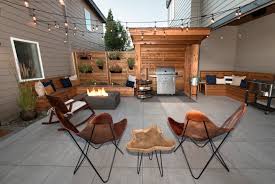 Explore the beautiful backyard pool photo gallery and find out exactly why houzz is the best experience for home renovation and design. Modern Backyard Designs Paradise Restored Landscaping