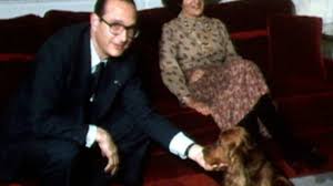 Dans la peau de jacques chirac a reçu une note de 2.9 sur 5(45 votes) réalisé par: Dans La Peau De Jacques Chirac 2006 Par Michel Royer Karl Zero