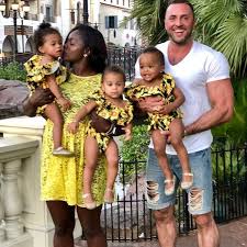 Black And White Dating App Specialists In Interracial Dating Site For Black And White Singles Seeking Interracial Match Relation Interracial Family Interracial Dating Interracial Couples