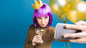 The things you wear to the casino must be comfortable if you want to have a good gaming experience. Women S Casino Fashion What To Wear On The Casino Floor