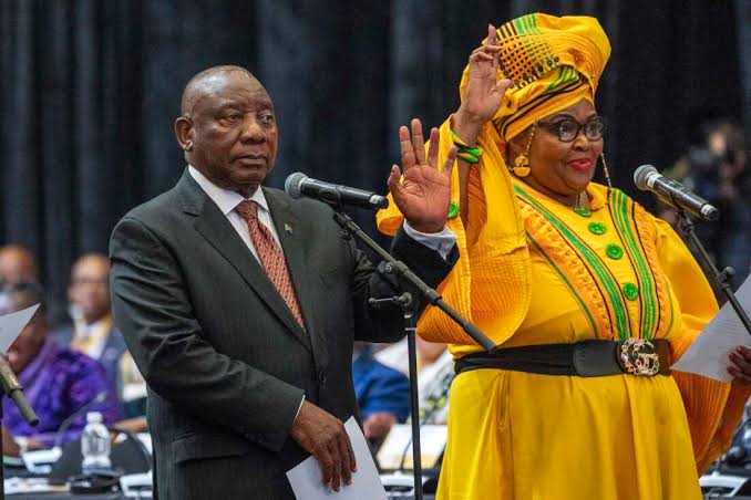 South Africa's ANC and white-led opposition DA announce rare unity government : NPR