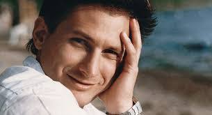 Peter Jobson's Instagram, Twitter & Facebook