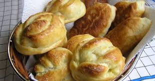 Russische Piroschki Mit Apfelfullung Und Susse Brotchen Zimtkuchen Rezepte Kochen Und Backen Rezepte