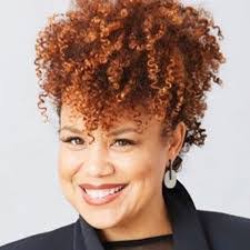 Daisy Henson's Instagram, Twitter & Facebook