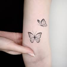 Pin em Tatuagem de borboleta