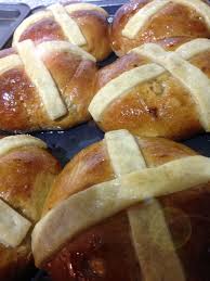 Hot Cross Buns Made To A Traditional 14th Century Recipe Using Cardamom Which Was Seen As The Spice Of The Resurrection Medieval Recipes Recipes Homemade Buns