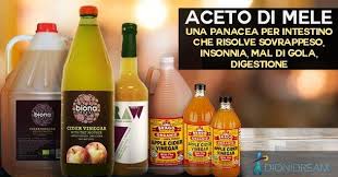 Il miele lenisce la pelle irritata, aiuta a ridurre le infiammazioni e, grazie alle sue straordinarie proprietà in un recipiente, mescola l'aceto di mele con il bicarbonato di sodio ed aggiungi l'acqua. Perche Dovresti Bere Aceto Di Mele Prima Di Andare A Dormire
