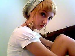 I am looking for my little sister amy danielle soileau! 29 yrs old could be  anywhere in louisiana or texas may be with Ricky Zach broussard