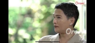 He was born with a mother from maluku, ragnild lawalata antoinette (better known as reggy lawalata) who was an artist and a father from manado. Oscar Lawalata Bicara Kemungkinan Menikah Dengan Perempuan Merdeka Com