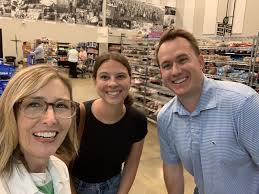 When passion meets purpose lives are changed! Such a great night with Cara… 