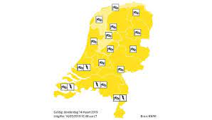Code geel of zelfs code oranje buien zijn aan de orde van de dag. Transport Online Code Geel Vanwege Harde Windstoten