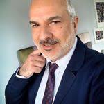 Robert Hauth's Instagram, Twitter & Facebook