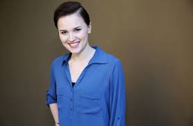 HarperCollins Buys Series from “Divergent” Author Veronica Roth - WSJ