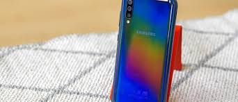 The android 10 update began rolling out to all pixel phones, including the original pixel and pixel xl february 20, 2020: Samsung Galaxy A70s Gets Android 10 In India Rollout For A70 Resumes Too Gsmarena Com News