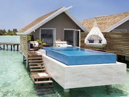 Hajószemélyzet (a hajóra szállás az országban történik, az ezt megelőző beutazás pedig repülővel); 5 Olcsobb Hotel A Maldiv Szigeteken Multigo Events And Tours