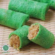 Rolled pancake/omelette) is a popular traditional kue (traditional snack) of sweet coconut pancake. Holland Bakery On Twitter Lezatnya Warisan Nusantara Dadar Gulung Beraroma Pandan Perpaduan Parutan Kelapa Muda Selai Kelapa Gula Merah Https T Co Kxwg2nxdup Https T Co 5ms1gnscxy