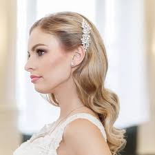 Broche Bride Flowers