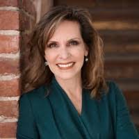 Kristi Curry's Instagram, Twitter & Facebook