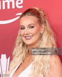 Caroline Rudolph's Instagram, Twitter & Facebook