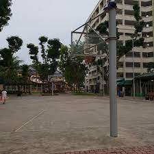 Other features include a breakfast bar and pantry in the kitchen. Yishun Blk 107 Basketball Court Yishun Spore 760115