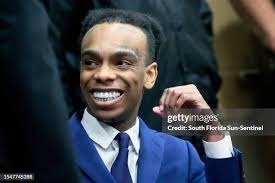 61 Ynw Melly Photos & High Res Pictures