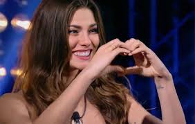 Все права защищены © ооо «миц «известия», 2021. E Do Brasil Dayane Mello E A Primeira Finalista Do Big Brother Italiano O Fuxico
