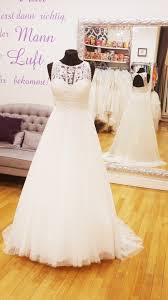 Das brautkleid online auf rechnung zu kaufen ist eine gute zahlungsmöglichkeit um das risiko zu reduzieren. Das Brautmoden Outlet Bleib Treu