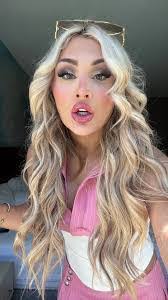 Judy Traynor's Instagram, Twitter & Facebook