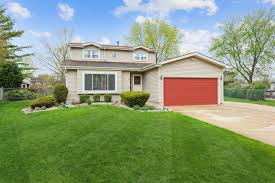 Maybe you would like to learn more about one of these? 846 River Dr Carol Stream Il 60188 Virtual Tour Coldwell Banker Residential Il Schaumburg
