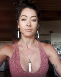 Leanne Donovan (@leannedonovanart) • Instagram photos and videos