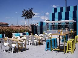Compara anuncios de inmobiliarias, particulares y bancos. La Terraza De La Casa Encendida Bars And Pubs In Lavapies Madrid