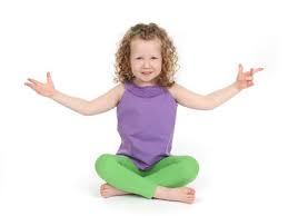 5 Ideales posiciones de yoga para niños - Yogaesmas