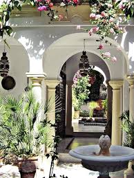 Andalusian Patio Spain Http Www Costatropicalevents Com En Costa Tropical Events Andalusia Welcome Html Spanish Style Homes Spanish Style Spanish House