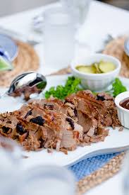 While the chicken is resting, grill the vegetables, turning occasionally, until tender and slightly charred. 7 Tips For Throwing The Perfect Barbecue Pizzazzerie
