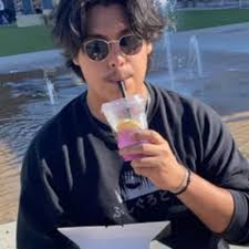 Lillian Turner and Elik Simmons' Wedding Website