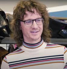 File:Screen Shot of Chris Fleming in "Boy Band Outfits ft. Victor Pope Jr  and Chris Fleming".png