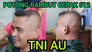 Tren gaya atau model rambut pria terus mengalami perubahan setiap waktunya. Potong Rambut Militer Cepak 012 Tni Au Youtube