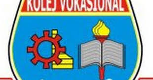 Kolej vokasional kluang terletak di kawasan bandar dan mempunyai bilangan guru sebanyak 142 orang dan bilangan murid sebanyak 936 orang. Kolej Vokasional Kluang Perokok J