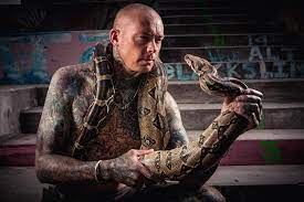 The show became an educative one, and they shared vital information about what to do when people the snakes in the city cast includes 12 crew members. I Never Know If I Ll Make It Home At Night Brit Couple Who Catch Killer Cobras And 6ft Pythons For Just 15 A Day
